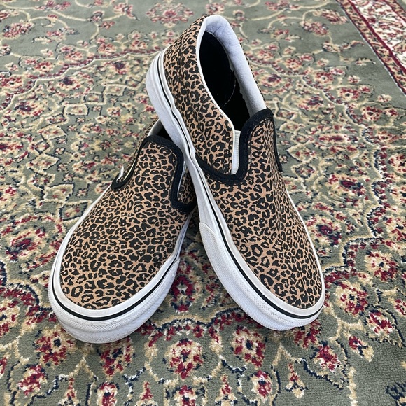 Vans Other - Vans leopard print size 2